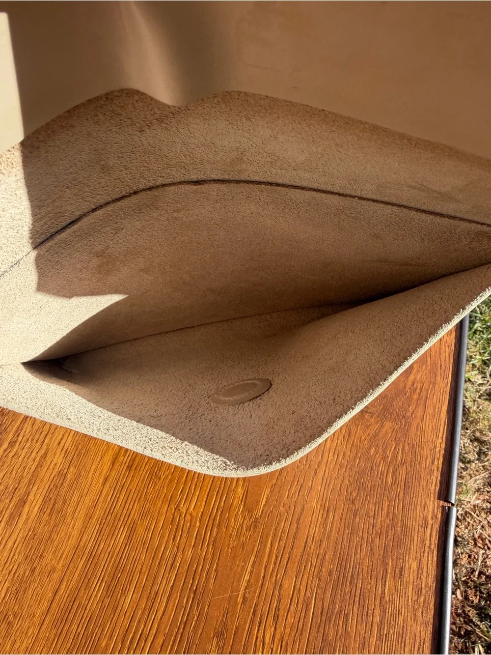 Able leather envelope